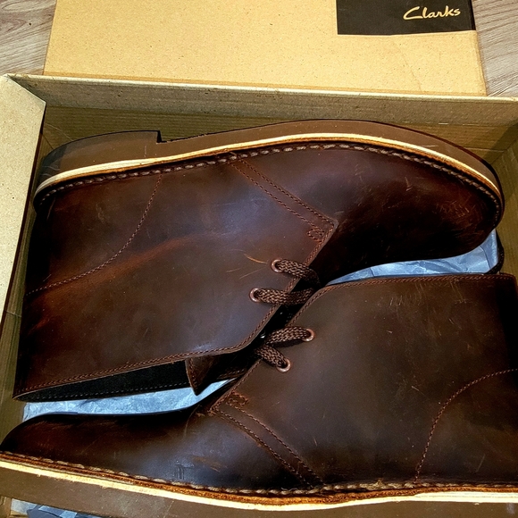 Clarks chukka boots